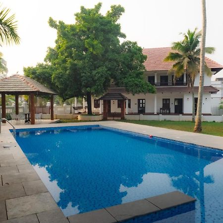 Tamarind Heritage Holiday Home Ангамали Экстерьер фото
