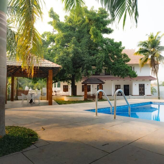 Tamarind Heritage Holiday Home Ангамали Экстерьер фото