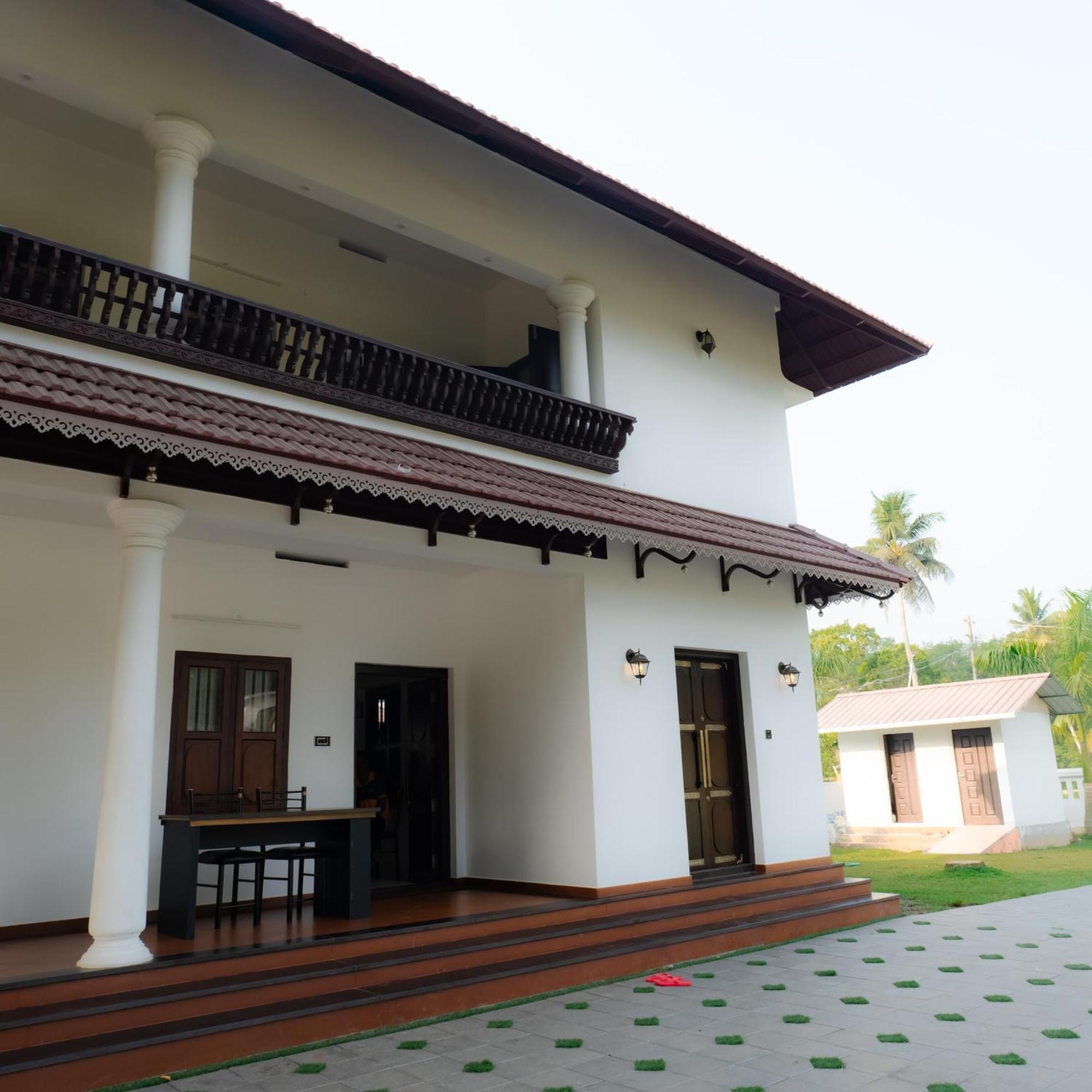 Tamarind Heritage Holiday Home Ангамали Экстерьер фото